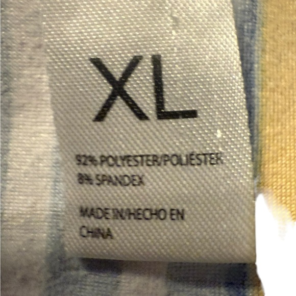 Just be …. Striped stretchy sleeveless belted jumpsuit with keyhole in back. XL - Picture 11 of 12